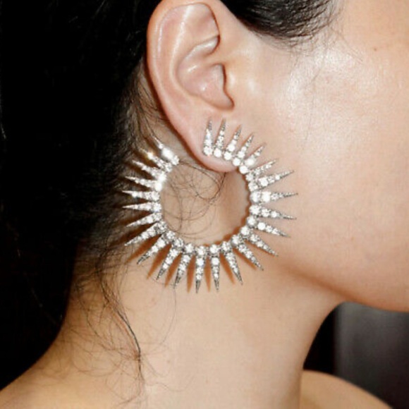 Jewelry - Gorgeous 925 Silver Hoop Earring A Pair/set